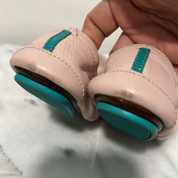Tieks Pink Leather Ballet Flats Sz 5 - Picture 12 of 14